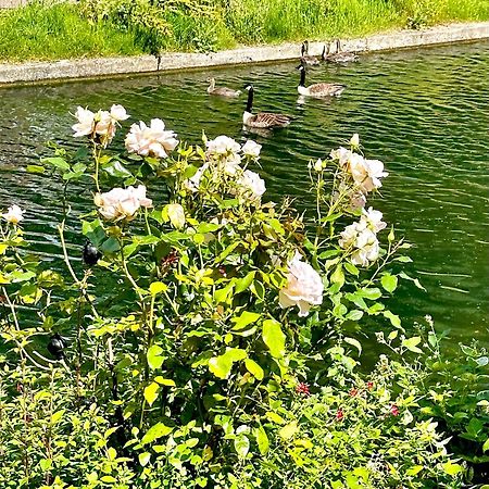 Amazing Location - City Of London- 2 Bedroom Stunning Canal View House With Private Garden,Parking & Balcony Exteriér fotografie