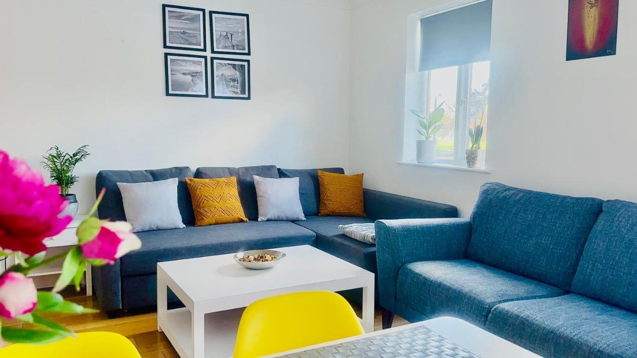Amazing Location - City Of London- 2 Bedroom Stunning Canal View House With Private Garden,Parking & Balcony Exteriér fotografie