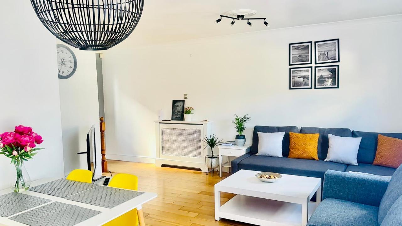 Amazing Location - City Of London- 2 Bedroom Stunning Canal View House With Private Garden,Parking & Balcony Exteriér fotografie