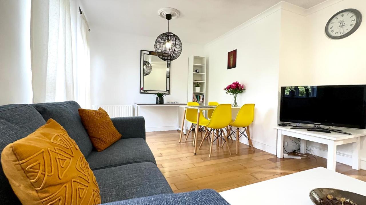 Amazing Location - City Of London- 2 Bedroom Stunning Canal View House With Private Garden,Parking & Balcony Exteriér fotografie