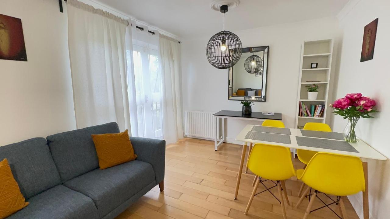 Amazing Location - City Of London- 2 Bedroom Stunning Canal View House With Private Garden,Parking & Balcony Exteriér fotografie