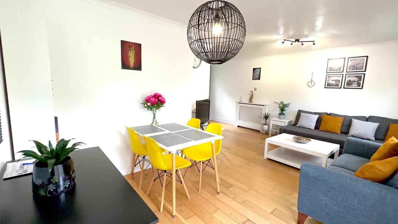 Amazing Location - City Of London- 2 Bedroom Stunning Canal View House With Private Garden,Parking & Balcony Exteriér fotografie